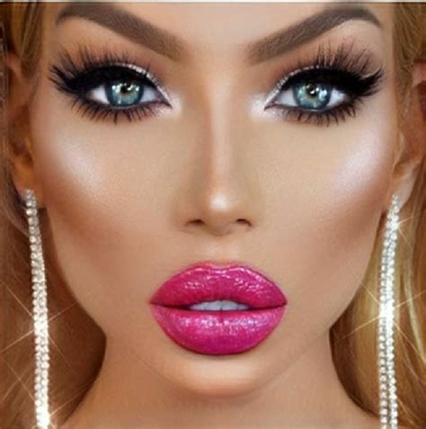 bimbo makeup